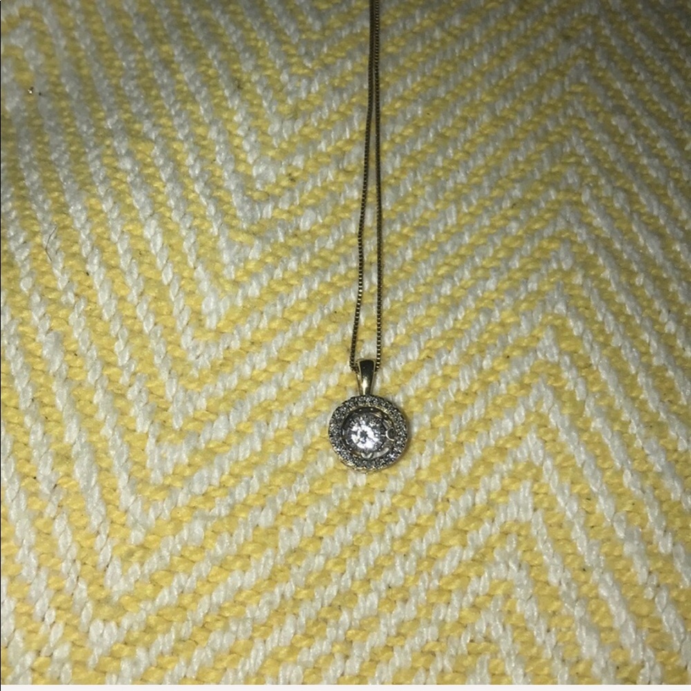 Diamonds in rhythm Diamond necklace *Gold